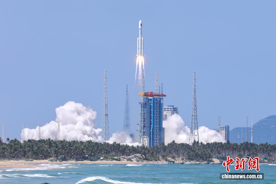 Long March 8 lifts off from the Hainan Commercial Spaceport