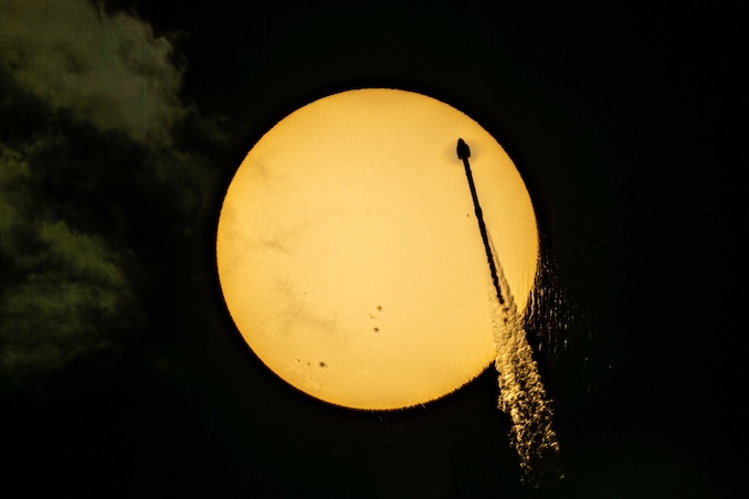 Starlink 10-47 satellite transit