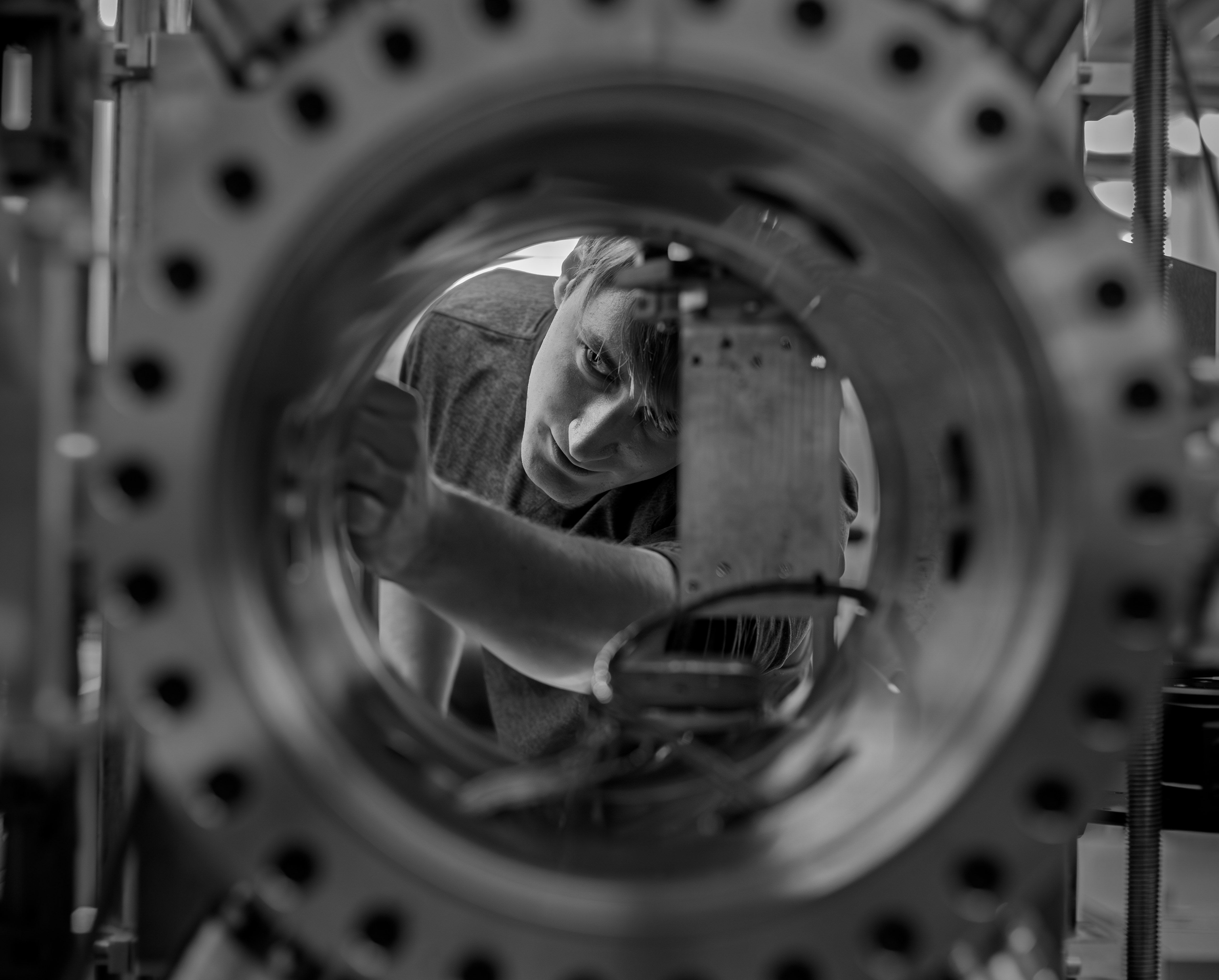 New NASA Technology Simulates Extreme Cold of the Lunar Night
