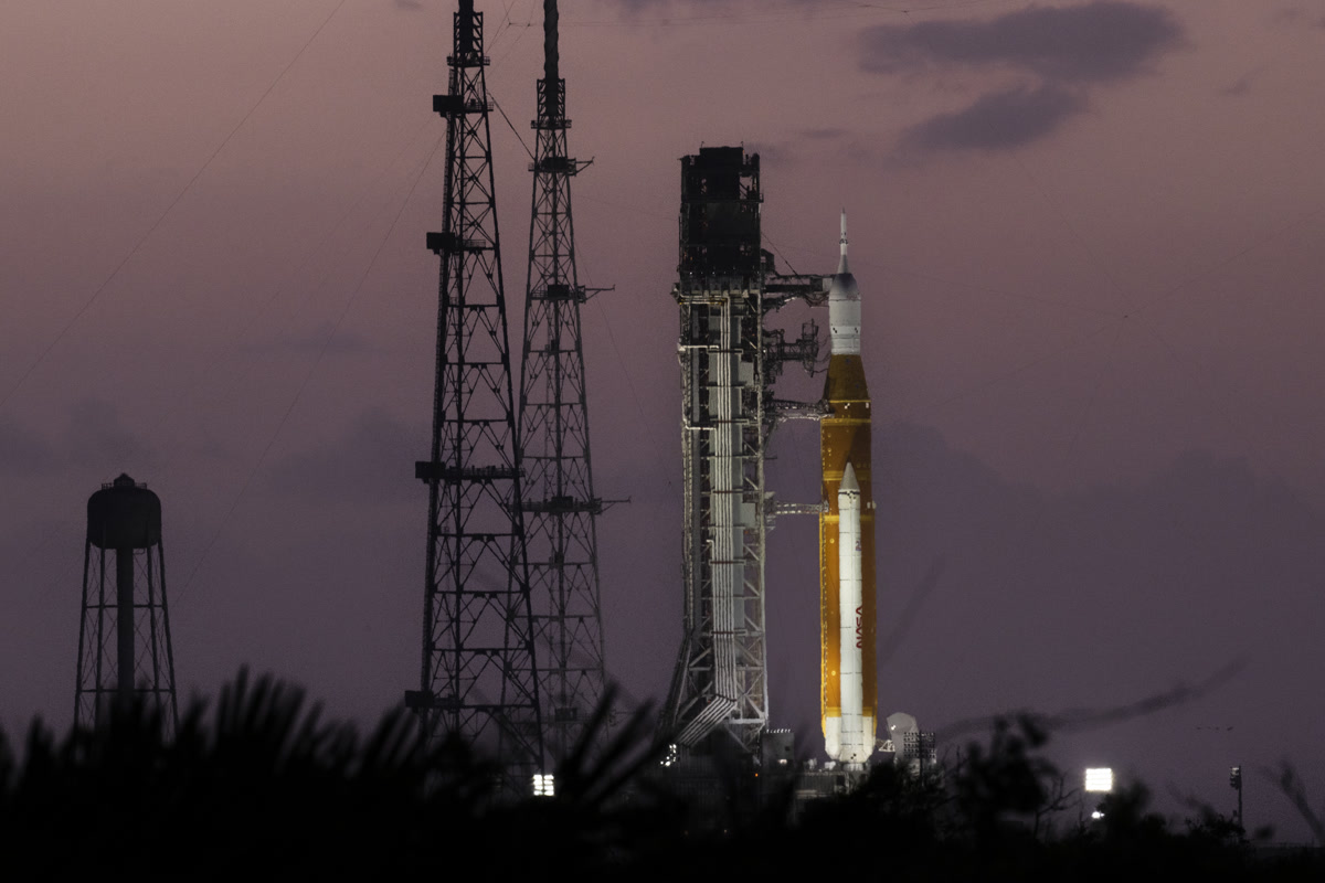 NASA Outlines Preliminary Artemis III Plans: 2027 Earth Orbit Rendezvous Test