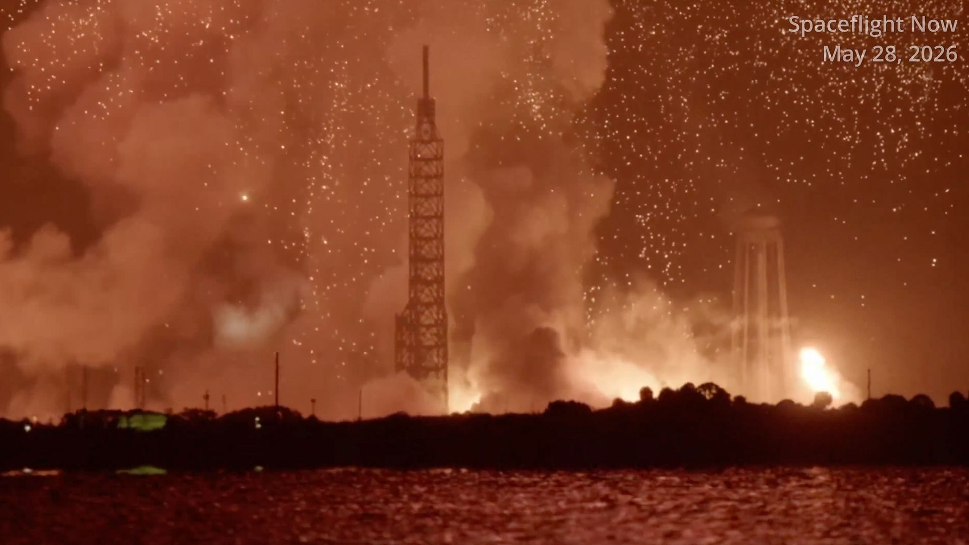 What Blue Origin's New Glenn Explosion Means for NASA's Moon Plans: Analyst Calls It a 'Pretty Significant Setback'